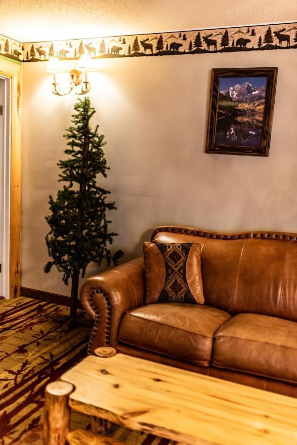 Gateway Inn And Suites サライダ エクステリア 写真