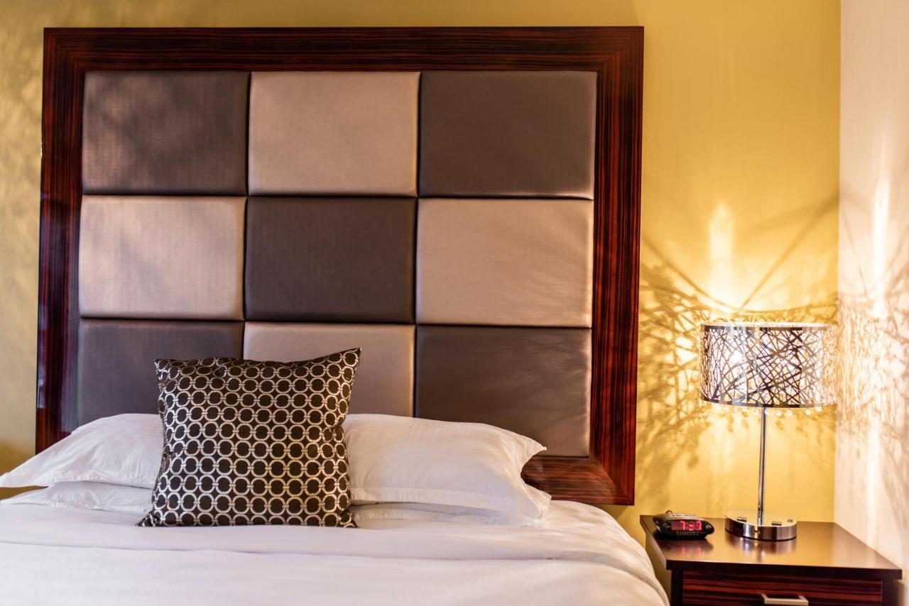 Gateway Inn And Suites サライダ エクステリア 写真