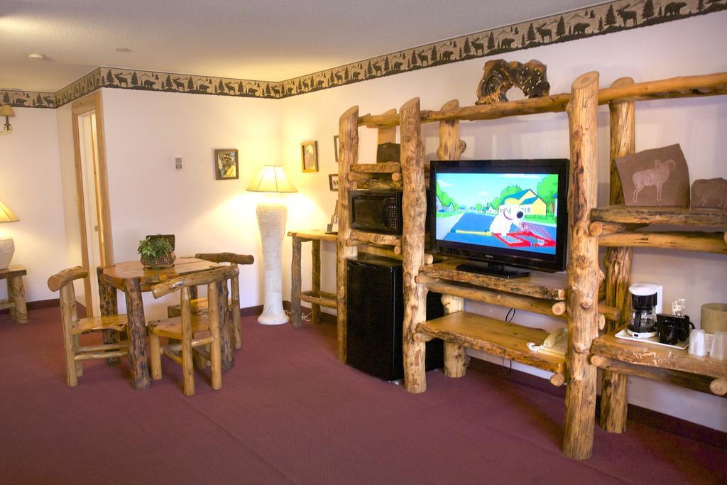 Gateway Inn And Suites サライダ エクステリア 写真
