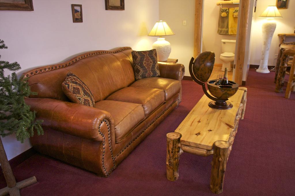 Gateway Inn And Suites サライダ エクステリア 写真
