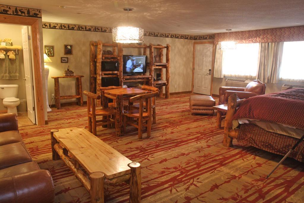 Gateway Inn And Suites サライダ エクステリア 写真