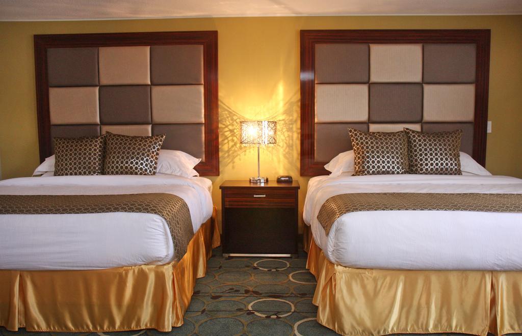 Gateway Inn And Suites サライダ エクステリア 写真